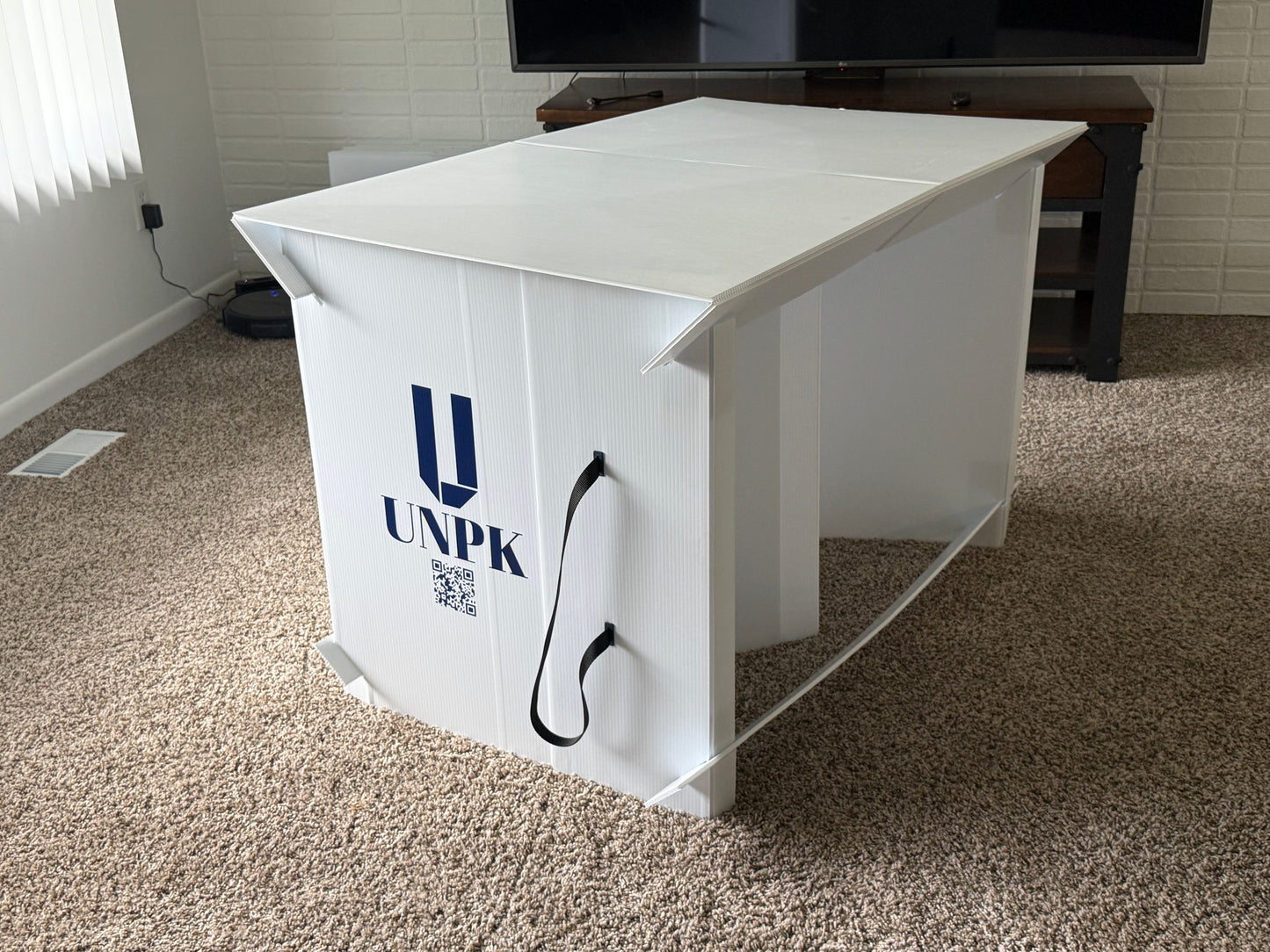 Display Table 48”x30”x30”