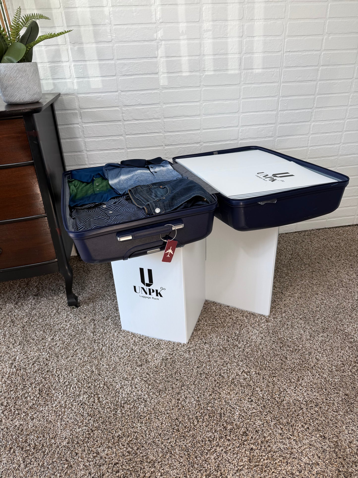 UNPK Go Luggage Rack - The luggage rack that travels with you.